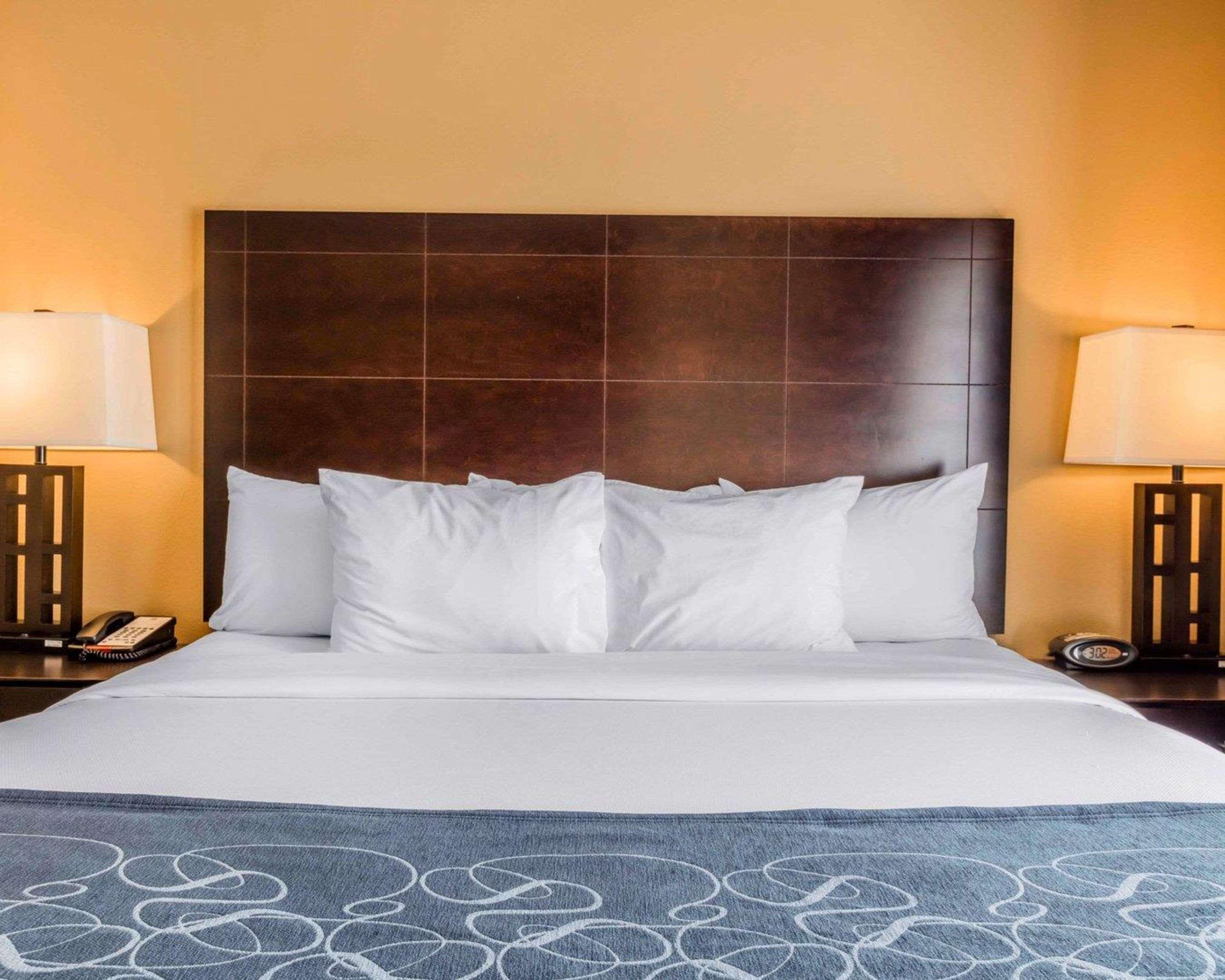 Comfort Suites Pell City I-20 Exit 158 Exteriör bild