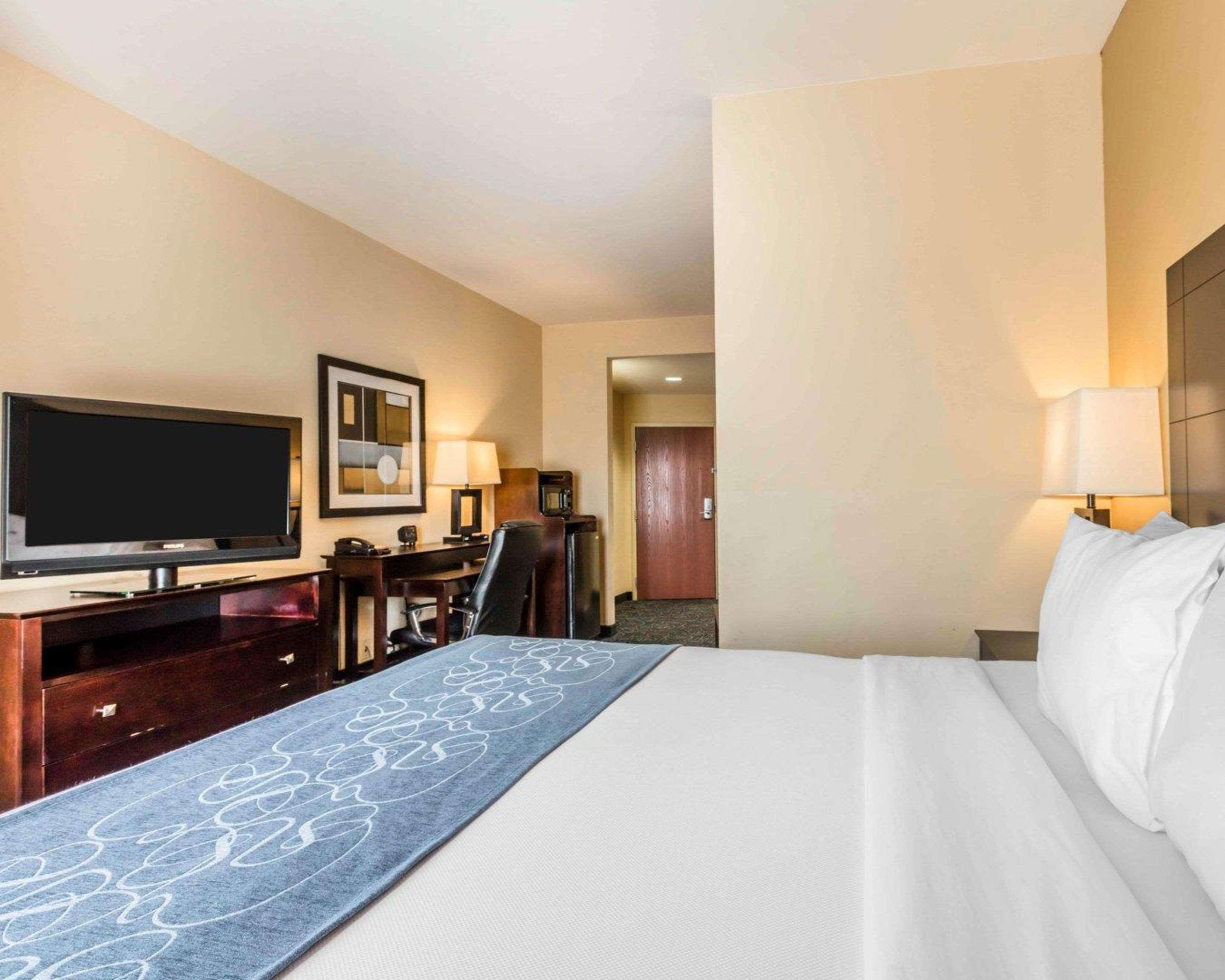 Comfort Suites Pell City I-20 Exit 158 Exteriör bild