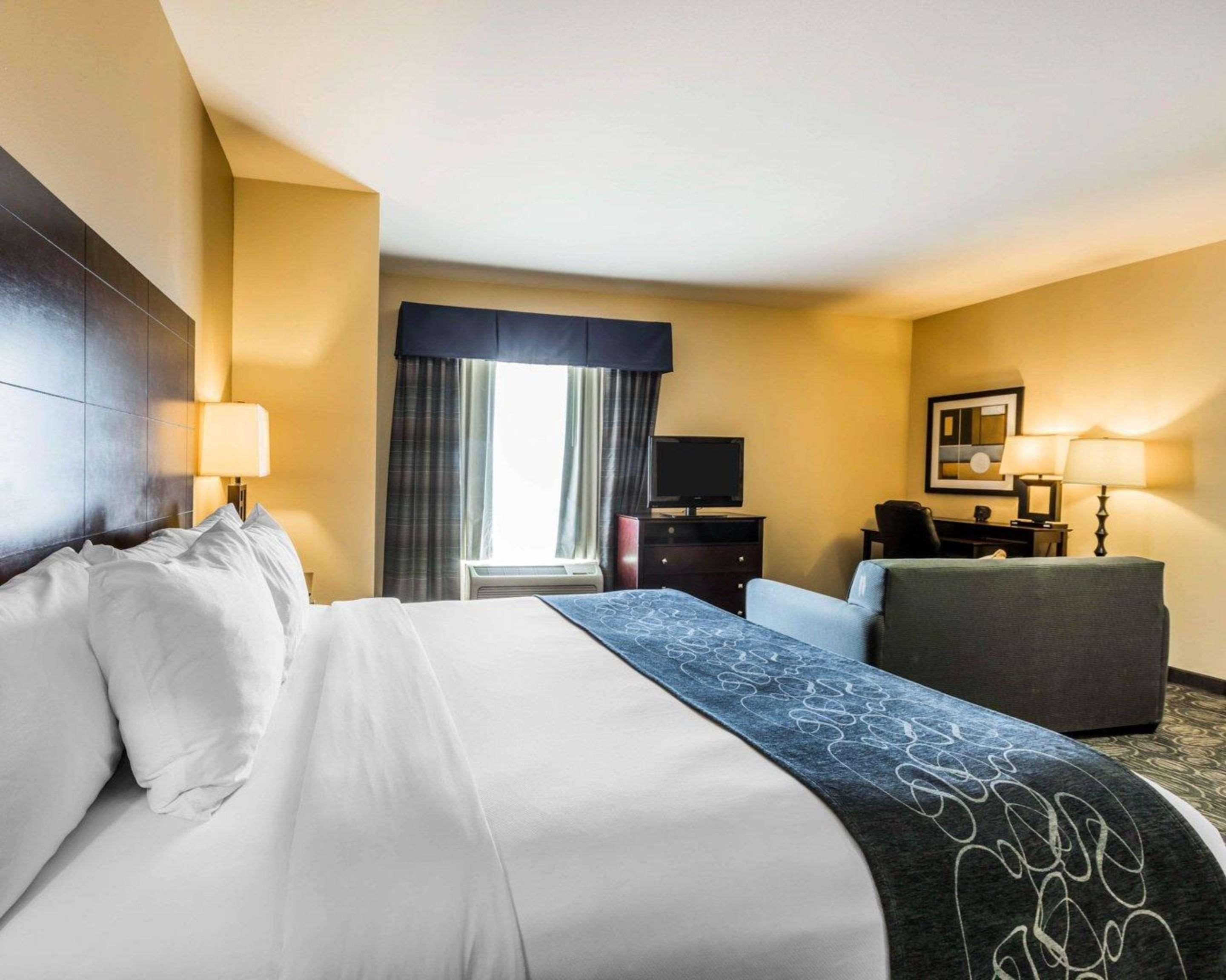 Comfort Suites Pell City I-20 Exit 158 Exteriör bild