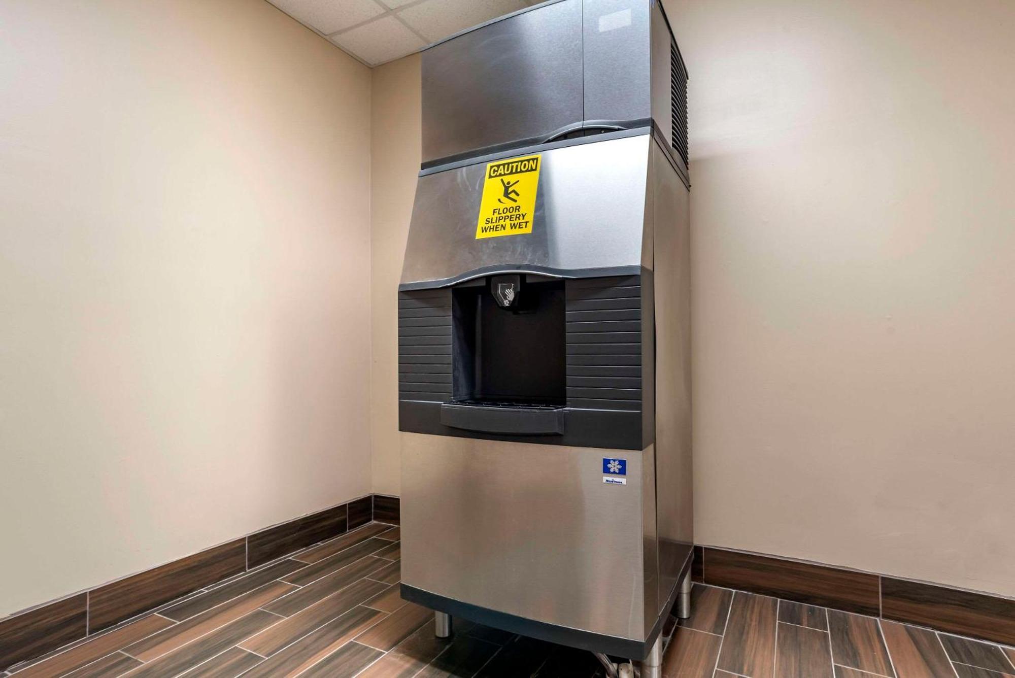 Comfort Suites Pell City I-20 Exit 158 Exteriör bild